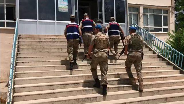 Diyarbakır'da PKK'ya eleman sağlayan terörist yakalandı