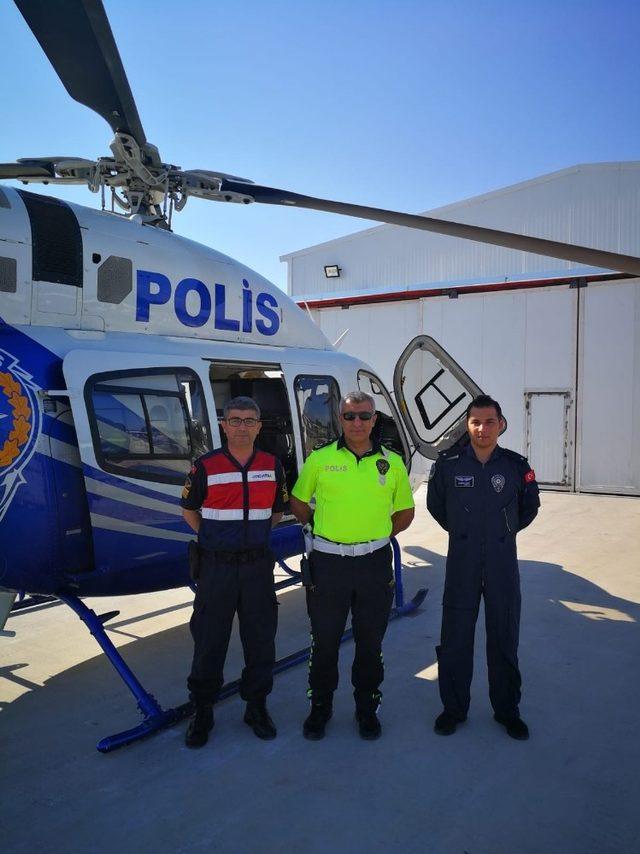 Antalya’da hatalı sürücülere hava ve karadan ceza yağdı