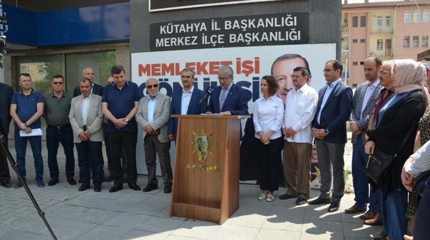 Mehmet Savurgan: "Onurlu m&uuml;cadelesinin şahidiyiz"