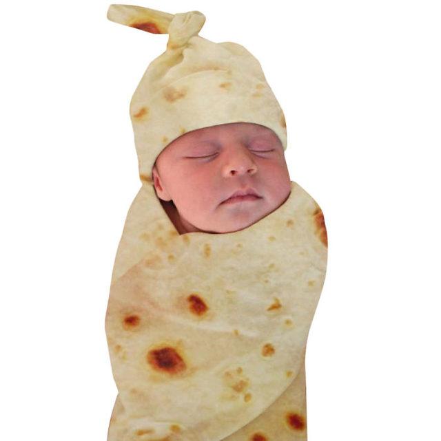 burrito-tortilla-baby-blanket-4-5d073e461eb73__700