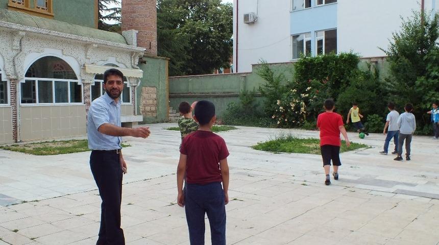 Pazaryeri il&ccedil;esindeki camilerde yaz Kur&rsquo;an kursları başladı