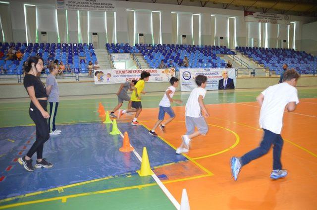 Marmaris’te çocuklara sportif yetenek taraması yapıldı