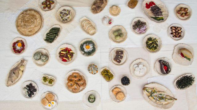 35 farklı yemekle tekstil malzemelerini birleştirdi