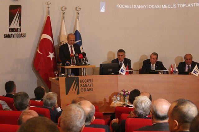 Ulaştırma ve Altyapı Bakanı Mehmet Cahit Turhan yeni demiryolu projesinin ayrıntılarını açıkladı