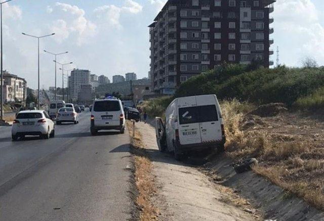 Hatay’da trafik kazası: 2 yaralı