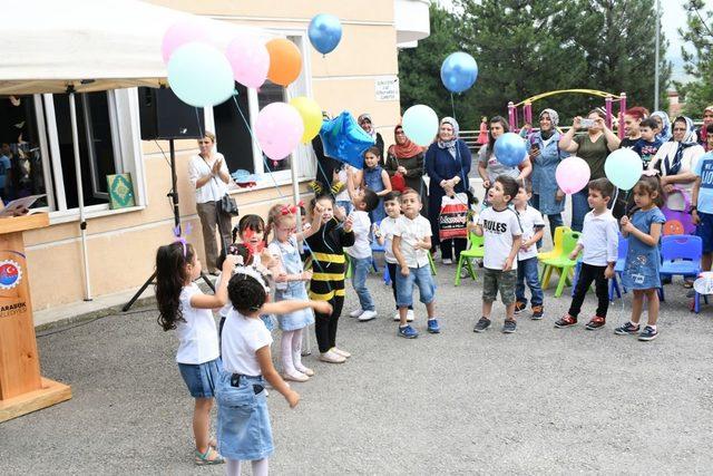 SYM kursiyerlerine sertifikaları verildi