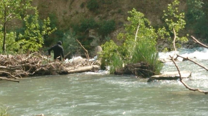 Kayıp genç adamı arama çalışmaları sürüyor