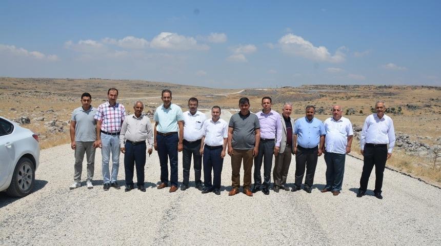 K&ouml;y yollarında &ccedil;alışmalar devam ediyor