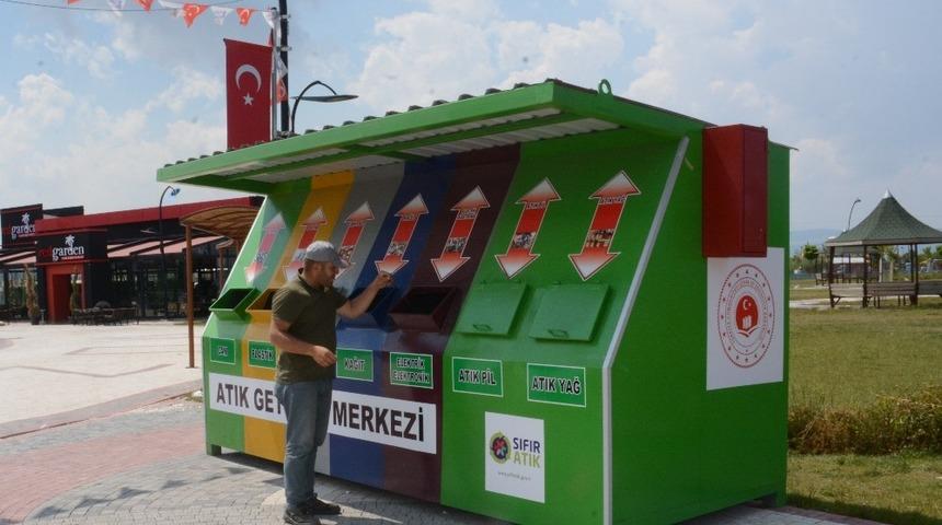 Tuşba Belediyesi &lsquo;Atık Getirme Merkezi&rsquo; kurdu
