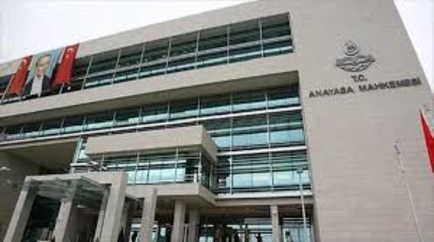 AYM'den protesto yürüyüşünde bebeğini düşüren kadına tazminat kararı