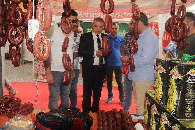 Anadolu Kervanı Yöresel Ürünler Fuarı Hakkari’de açıldı