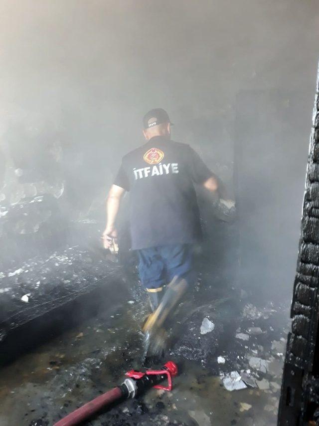 Edirne’de ev yangını