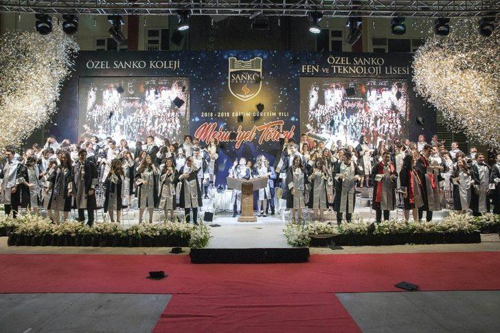 SANKO Okullarında mezuniyet coşkusu G2