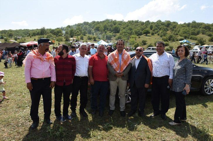Yörük şölenine katılan Belediye Başkan vekili İsmail Yağbat; G2