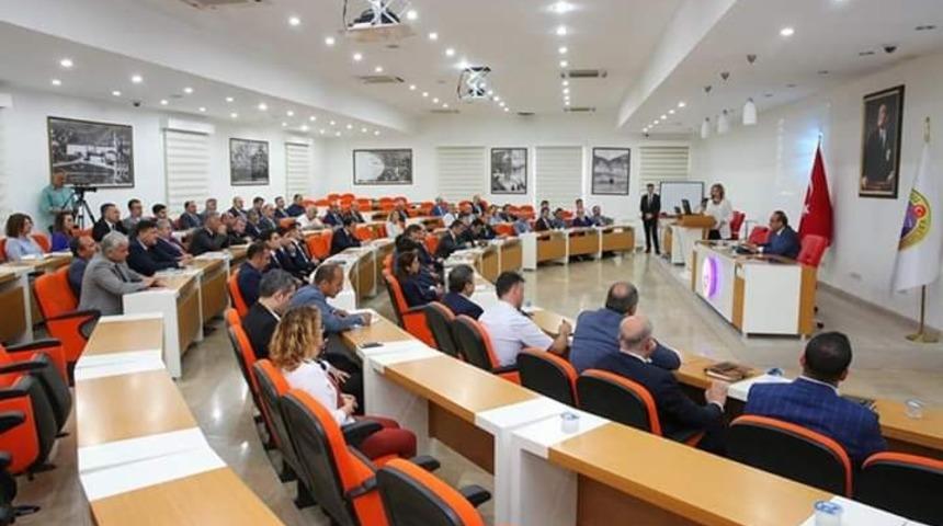 Vali Yavuz: “Hizmetlerde süreç değil sonuç önemlidir”