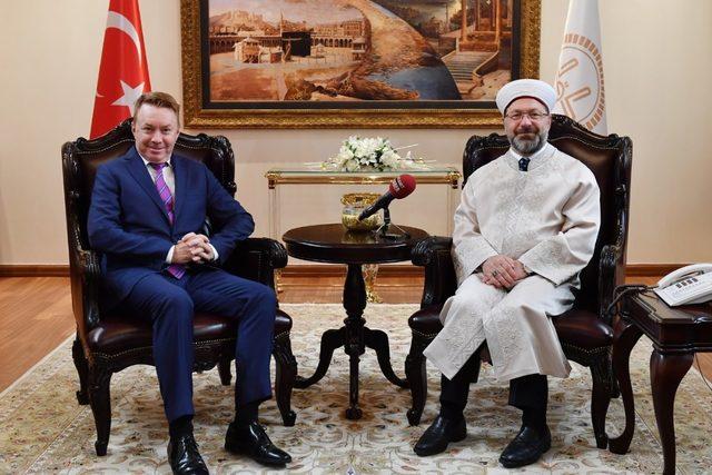 Diyanet İşleri Başkanı Erbaş, Avustralya Ankara Büyükelçisi Brown’u kabul etti