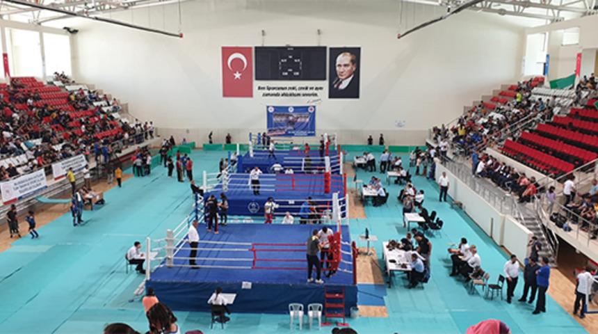 T&uuml;rkiye &Ccedil;ocuklar Muaythai Şampiyonası Erzincan'da başladı