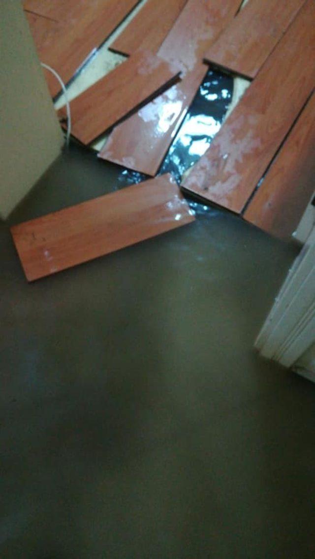 Afyonkarahisar’da aşırı yağış nedeniyle evleri su bastı