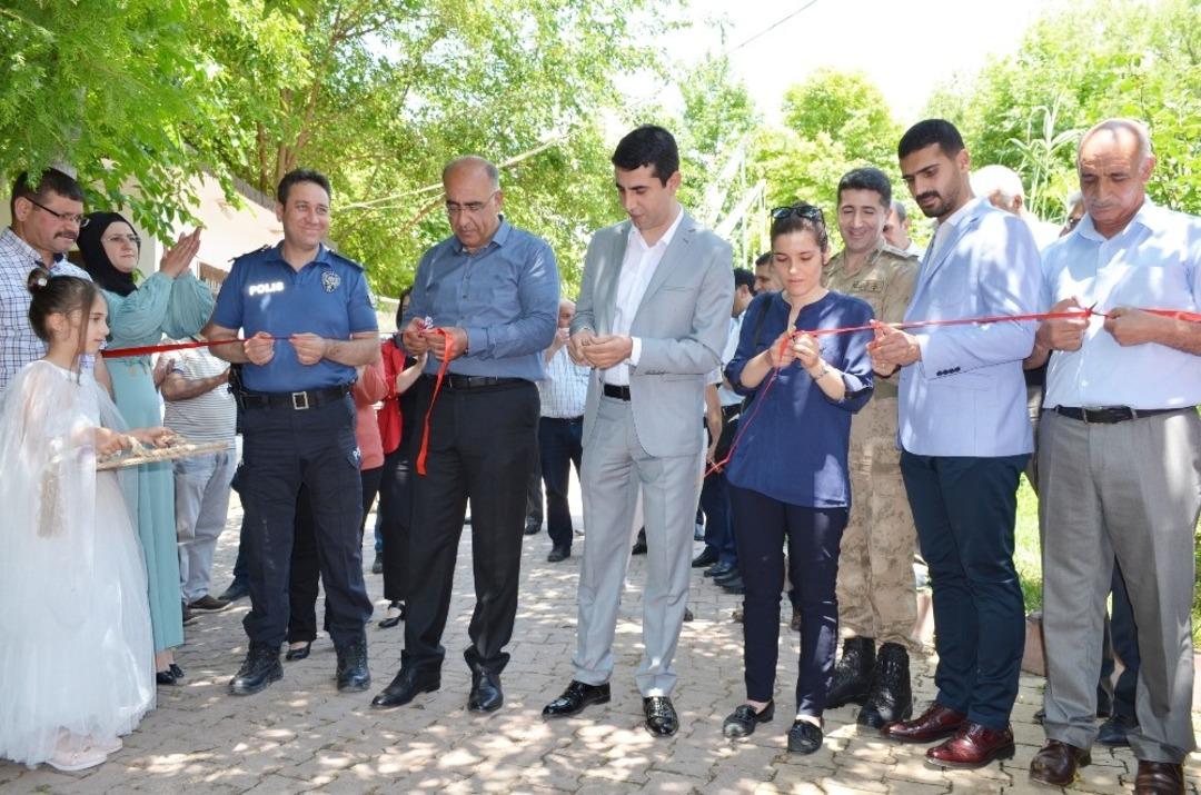 El emekleri ile hazırlanan &uuml;r&uuml;nler sergilendi