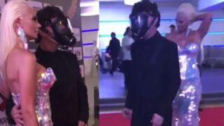 Yılmaz Morgül'den gaz maskeli eylem