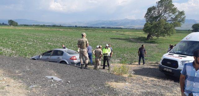 Pasinler’de trafik kazası: 2 yaralı