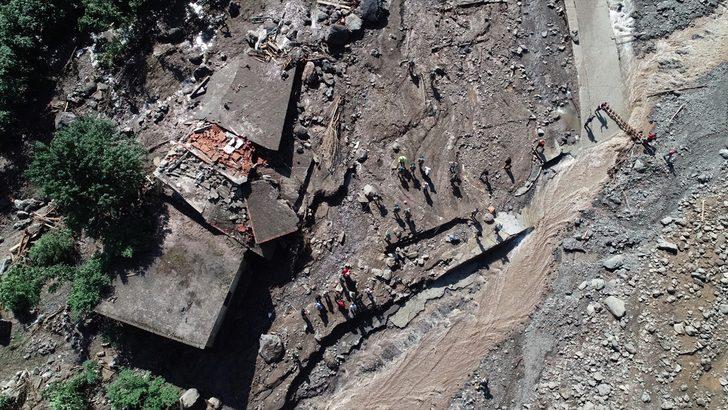 Sel Araklı'yı tanınmaz hale getirdi! G5