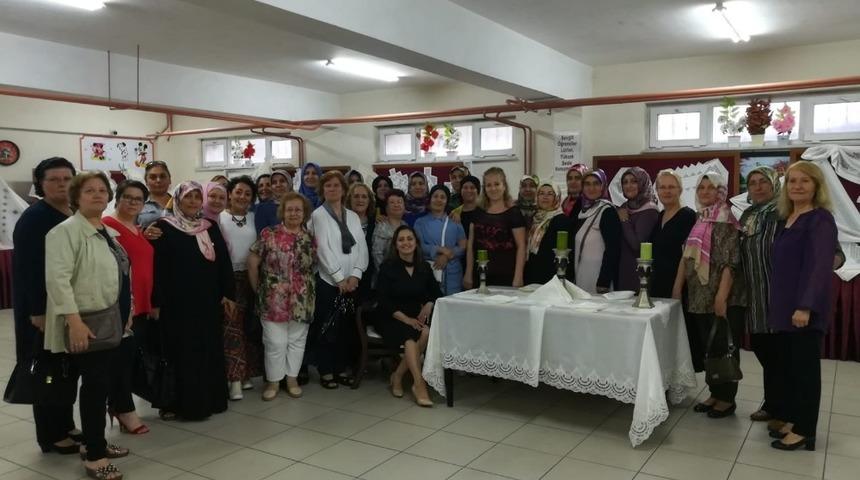 Tepebaşı Barbaros İlkokulu&rsquo;nda El Sanatları ve Ev Tekstili Sergisi