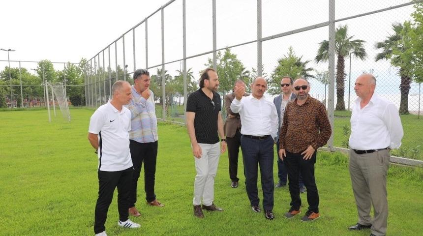 Başkan S&ouml;ğ&uuml;t ve &Uuml;z&uuml;lmez, Kocaelispor&rsquo;un yeni tesislerini gezdi