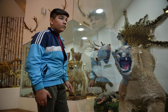 &Uuml;niversitelilere m&uuml;zede eğitim 3