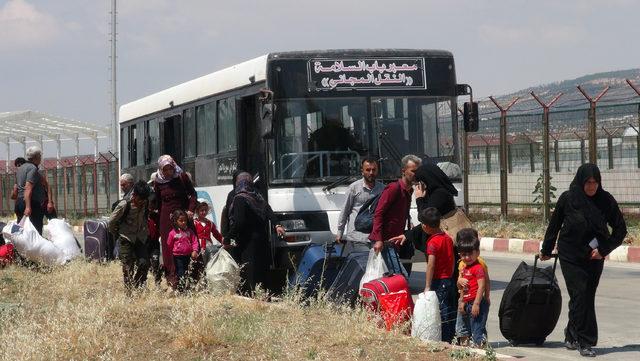 Suriyelilerin Öncüpınar'dan bayram dönüşü sürüyor