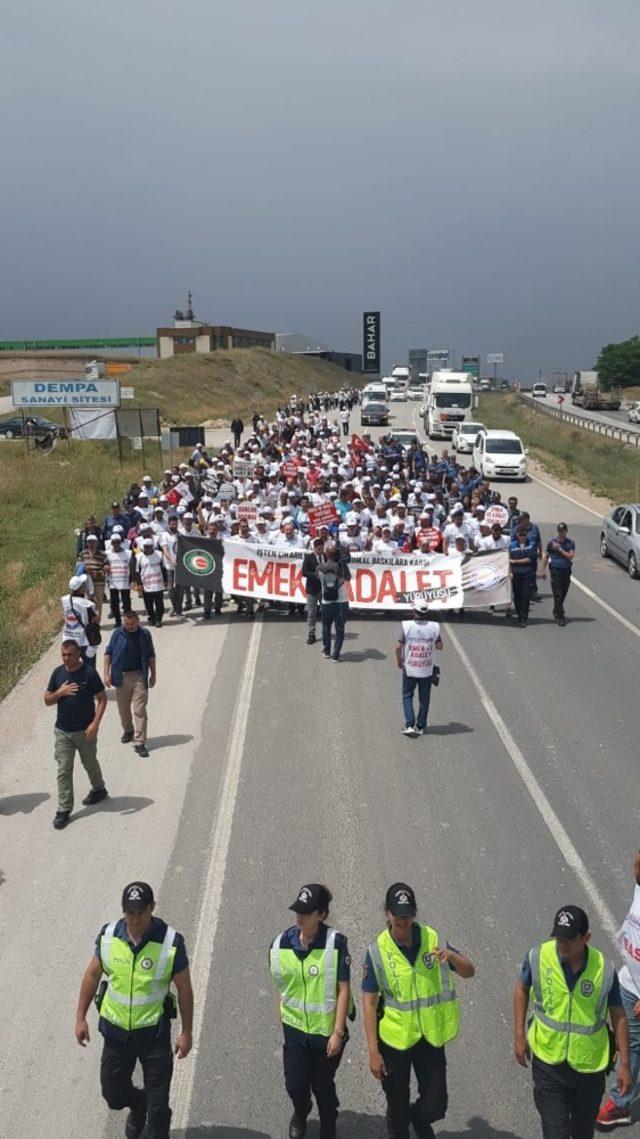 Emek ve Adalet Yürüyüşü’ne Hizmet-İş Sendikası Kayseri Şubesi’nden destek