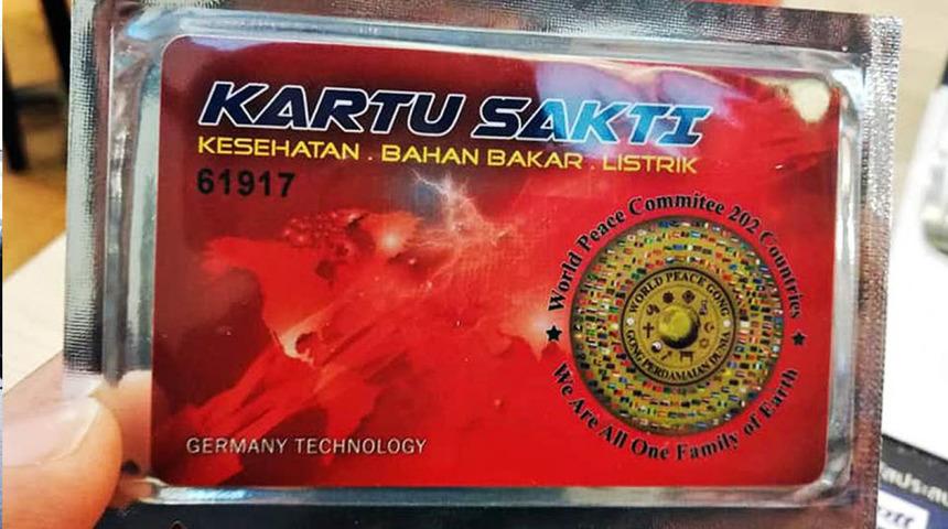 Tayland'da satılan "her derde deva" kartların içinden çıkan şoke etti!