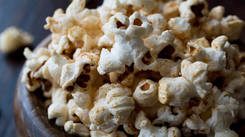 Zayıflayamama nedeniniz sosyal yeme alışkanlıklarınız olabilir!