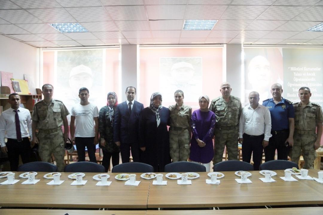 Şehit İsa Karakaş&rsquo;ın ismi k&uuml;t&uuml;phanede yaşatılacak