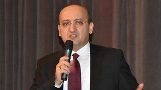 AK Partili Akdoğan'a tepki: PKK bayrağı astınız