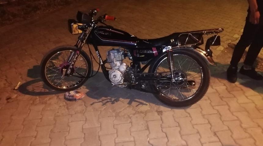 Polisten g&uuml;r&uuml;lt&uuml; kirliliği yapan motosikletlere denetim