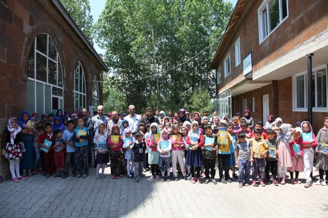 Ahlat&rsquo;ta yaz Kur&rsquo;an kurslarına yoğun ilgi