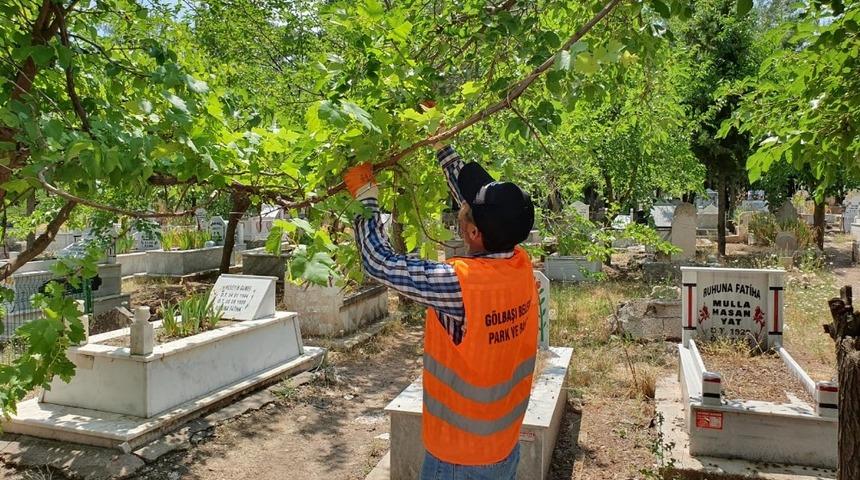 G&ouml;lbaşı Belediyesi hummalı &ccedil;alışmalarını s&uuml;rd&uuml;r&uuml;yor