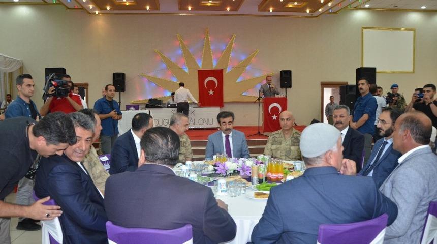 Silvan’da husumetli aileler barıştırıldı