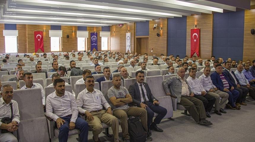Van&rsquo;da &ldquo;M&uuml;ltecilerle Sosyal Uyum ve Din G&ouml;revlilerinin Rol&uuml;&rdquo; konulu konferans