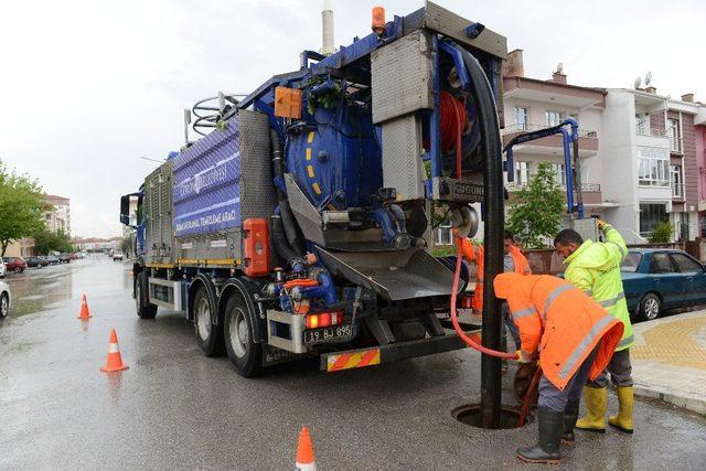 Çorum Belediyesi’nde tam kadro yağış seferberliği