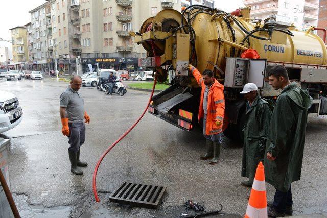 Çorum Belediyesi’nde tam kadro yağış seferberliği