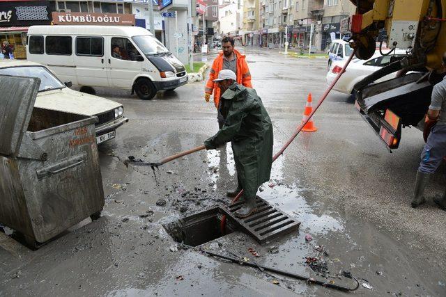 Çorum Belediyesi’nde tam kadro yağış seferberliği