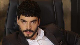 'Hercai'nin yıldızı Akın Akınözü’nün askerlik fotoğrafı olay oldu