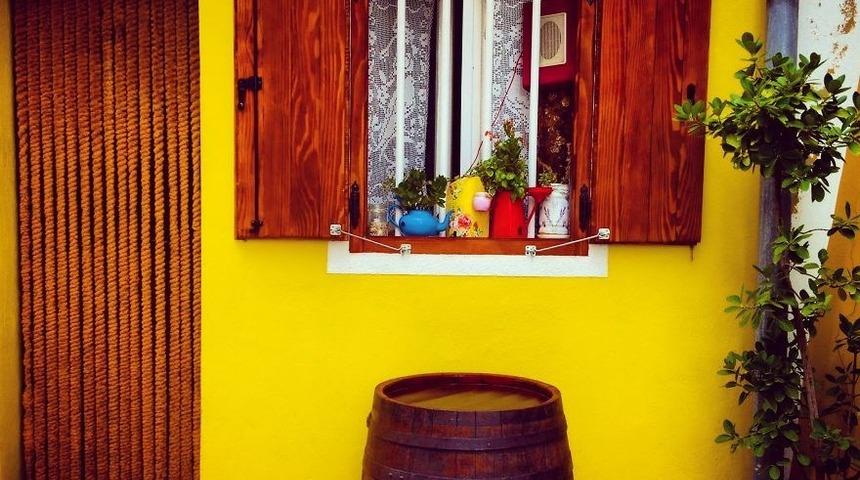 Kapıların peşinde d&uuml;nya turu