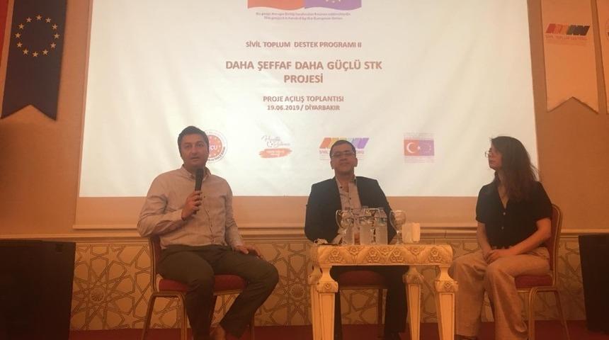 G&uuml;neydoğu Anadolu B&ouml;lgesi&rsquo;ndeki STK&rsquo;lar g&uuml;&ccedil;leniyor