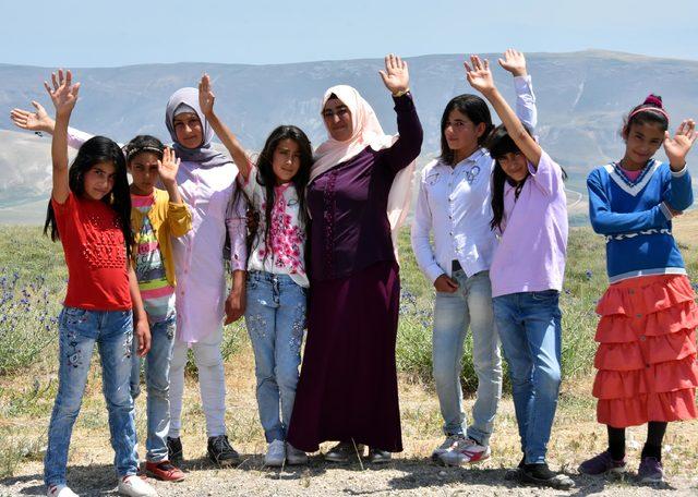 Çocuk gelin Sentene Polat'ın hayatı belgesel oldu