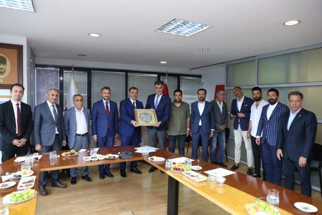 Elazığ’dan önemli tekstil adımı, yatırımı düşünen 10 firmayla görüşüldü