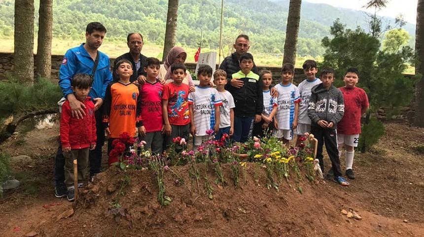 Emet Belediyespor U-11 takımından örnek davranış