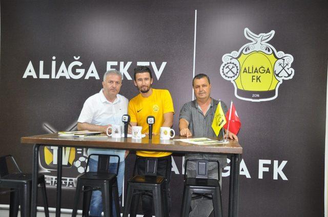 Aliağaspor FK’da Güray Kula ve Aykut Geçmen imzaladı